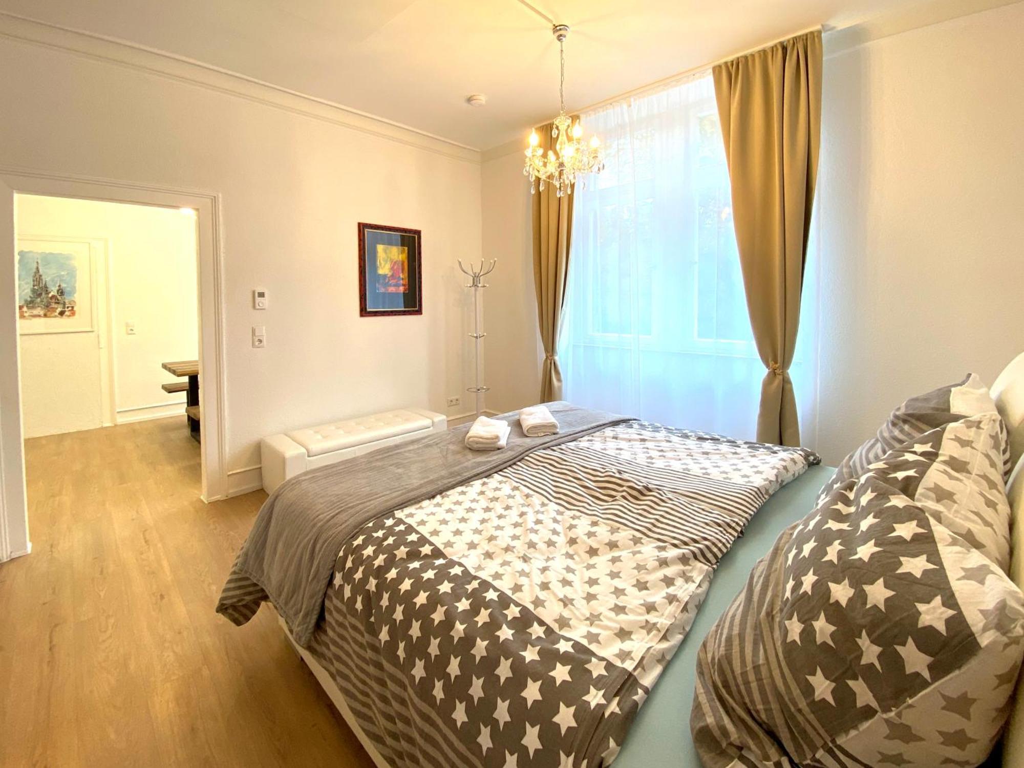 Quiet & Park View - Ulm Mitte Apartment ภายนอก รูปภาพ