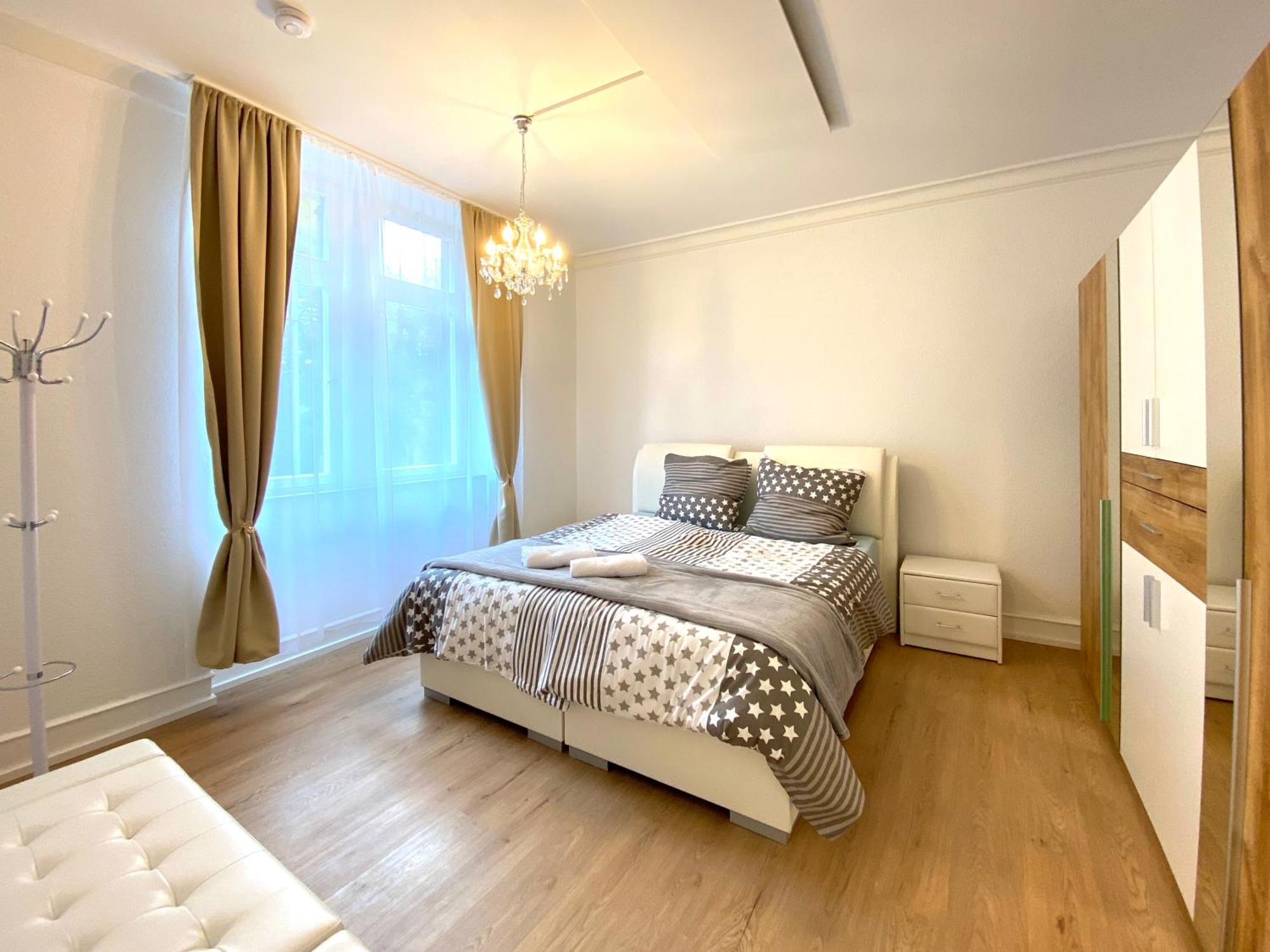 Quiet & Park View - Ulm Mitte Apartment ภายนอก รูปภาพ