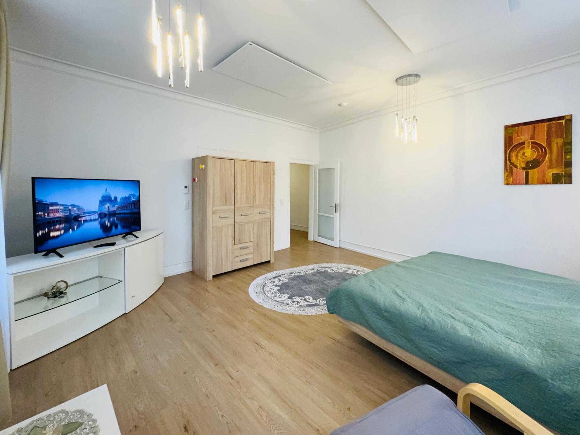Quiet & Park View - Ulm Mitte Apartment ภายนอก รูปภาพ